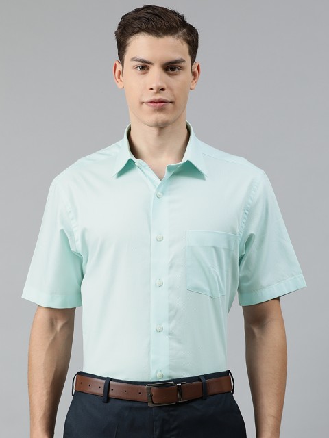 

Arrow Men Sea Green Regular Fit Solid Formal Shirt
