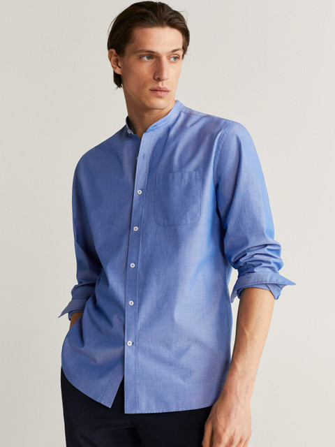 

MANGO MAN Men Blue Regular Fit Solid Casual Shirt