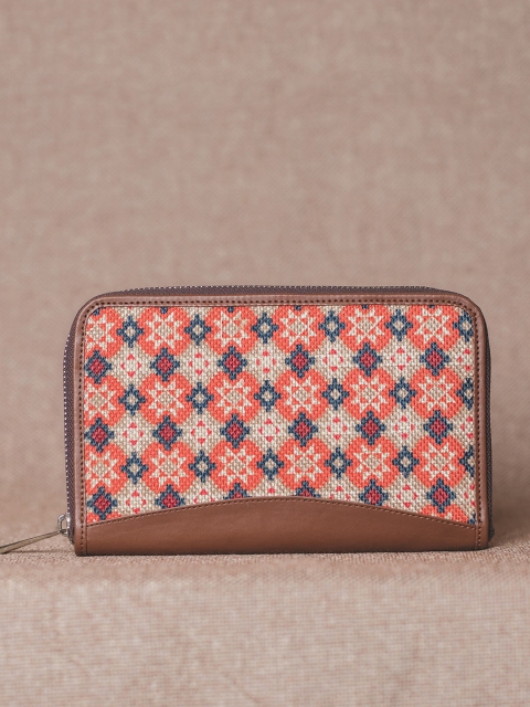 

ZOUK Women Yellow & Orange Printed Vegan Leather Zip Around Wallet