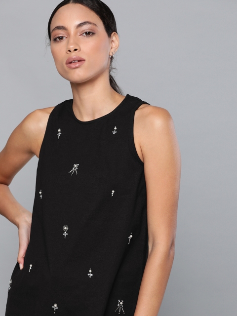 

Chemistry Women Black Embellished Party Top