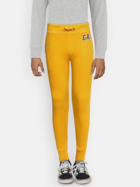 

GAP Boys Yellow Slim Fit Solid Joggers