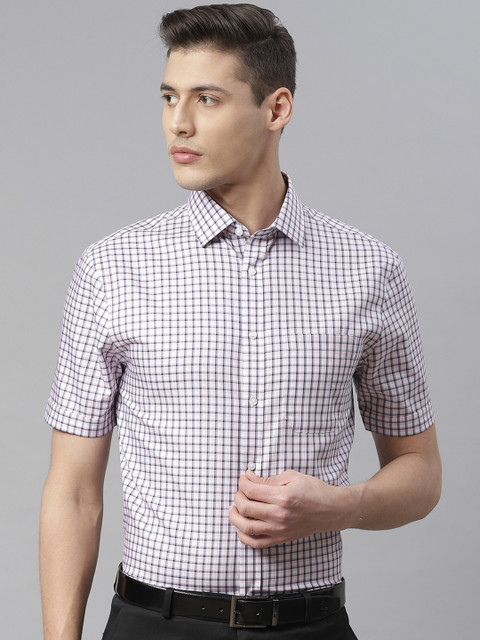 

Marks & Spencer Men Pink & Navy Blue Regular Fit Non Iron Checked Formal Shirt