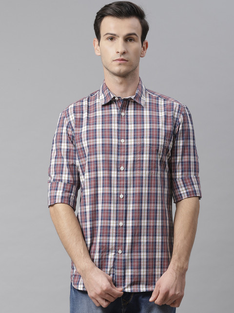

Marks & Spencer Men White & Blue Regular Fit Checked Casual Shirt
