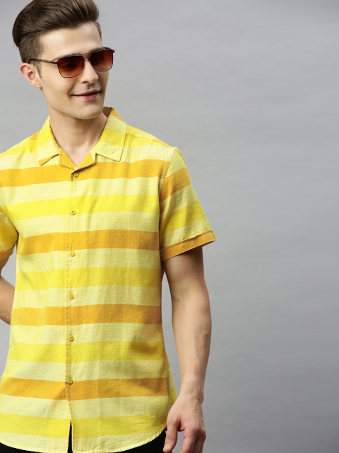 

HERE&NOW Men Yellow & Beige Slim Fit Striped Casual Shirt
