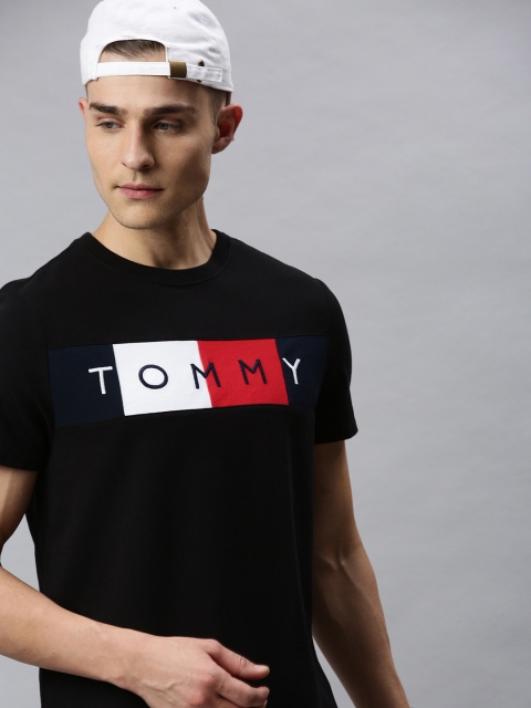 

Tommy Hilfiger Men Black Printed Round Neck T-shirt