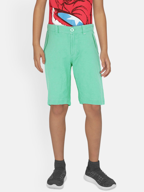 

UNDER FOURTEEN ONLY Boys Green Solid Regular Fit Three-Fourth Shorts