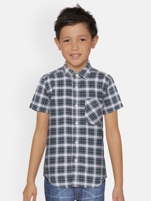 

UNDER FOURTEEN ONLY Boys Green & White Regular Fit Checked Casual Shirt