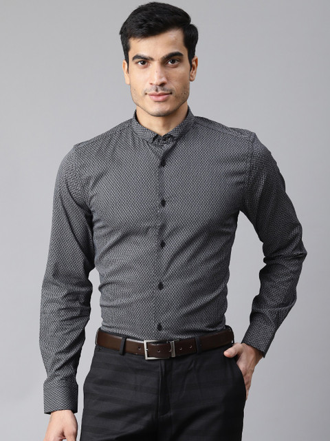 

Blackberrys Men Black & White Slim Fit Ditsy Geometric Print Formal Shirt