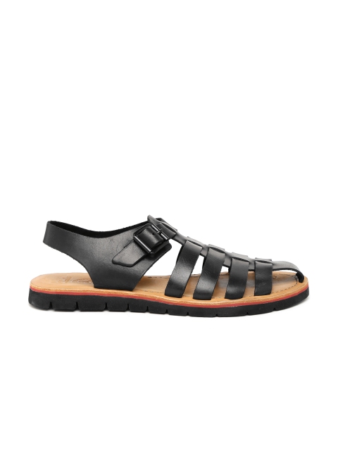 

Clarks Men Black Leather Sandals
