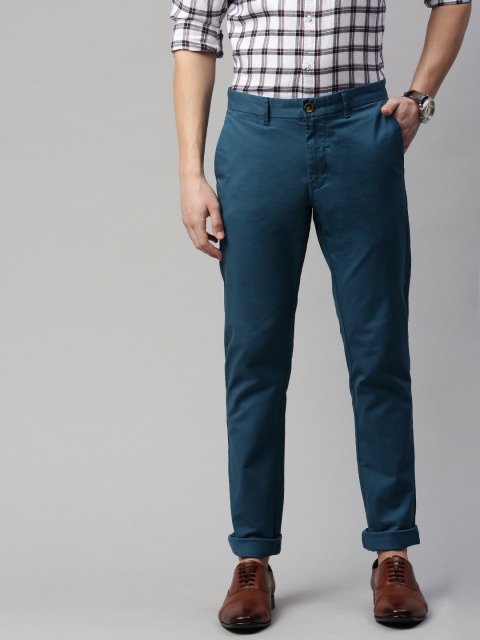 

Indian Terrain Men Blue Slim Fit Solid Chinos