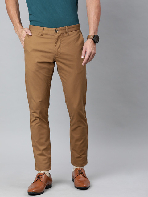 

Indian Terrain Men Tan-Brown Slim Fit Solid Chinos