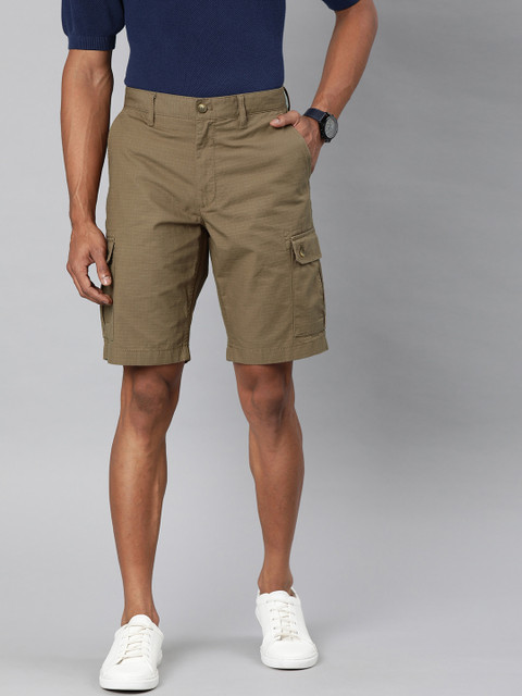 

Indian Terrain Men Beige Solid Regular Fit Cargo Shorts