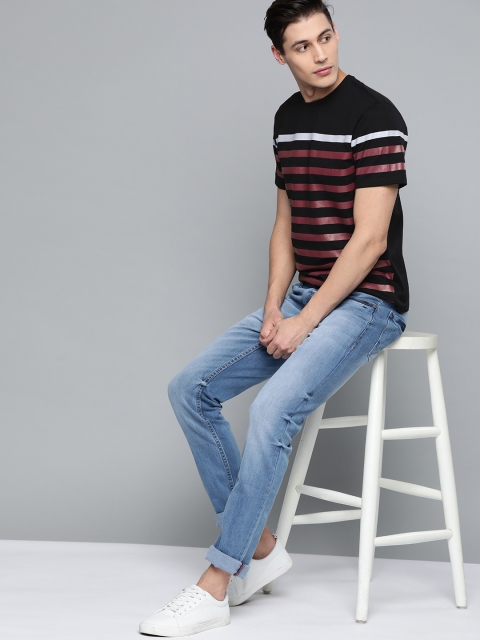 

Harvard Men Black & Maroon Striped Round Neck T-shirt