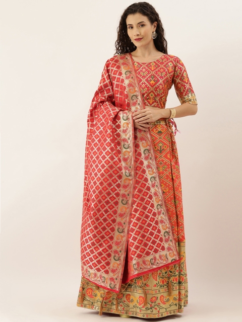 

Om Shantam Sarees Red & Gold-Toned Semi-Stitched Lehenga & Unstitched Blouse with Dupatta