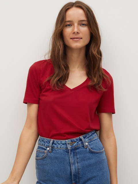 

MANGO Women Maroon Solid V-Neck T-shirt