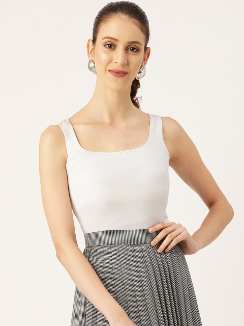 

20Dresses Women White Solid Round Neck T-shirt