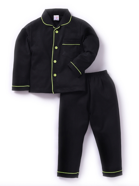 

NAUTI KIDZ Boys Black Solid Night suit