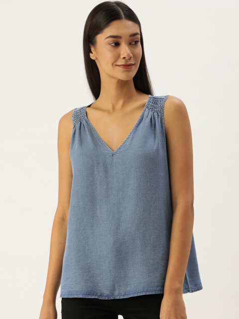 

GAP Women Blue Solid Smocked Denim Top