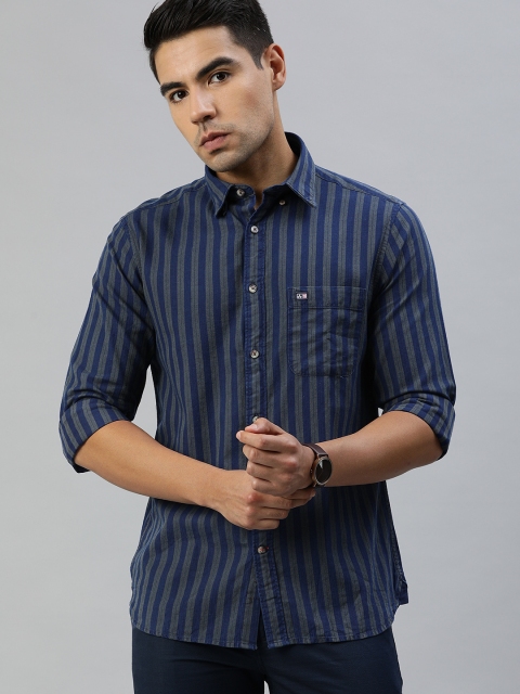 

Arrow Sport Men Navy Blue & Olive Green Slim Fit Striped Casual Shirt
