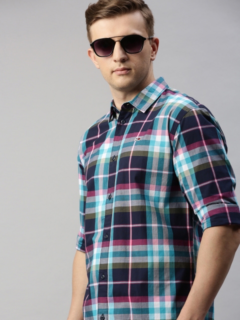 

Tommy Hilfiger Men Navy Blue & Pink Regular Fit Checked Casual Shirt
