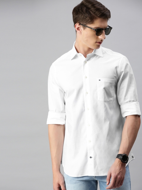 

Tommy Hilfiger Men White Regular Fit Solid Casual Shirt