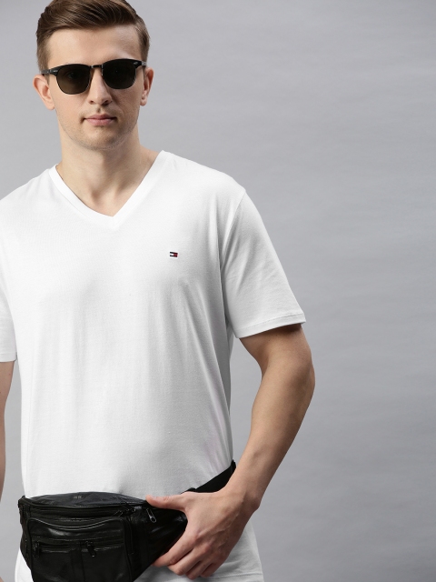 

Tommy Hilfiger Men White Solid V-Neck T-shirt