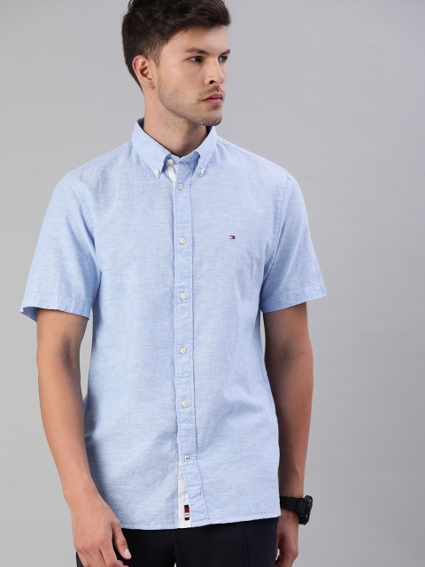 

Tommy Hilfiger Men Blue Regular Fit Solid Button-Down Collar Casual Shirt