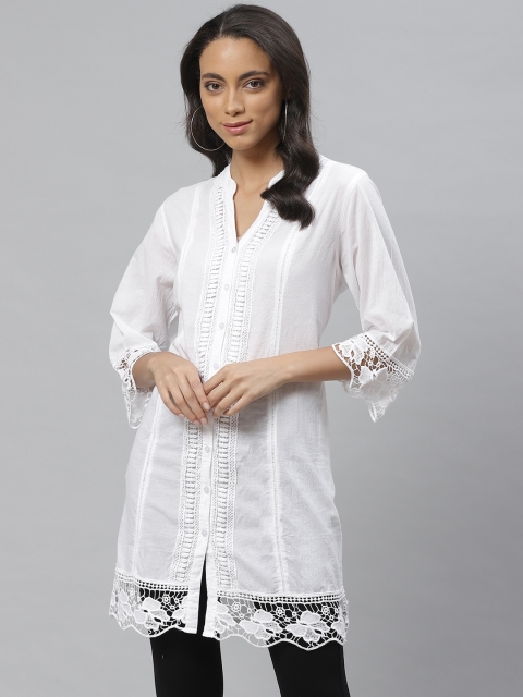 

Vemante Women White Solid Tunic