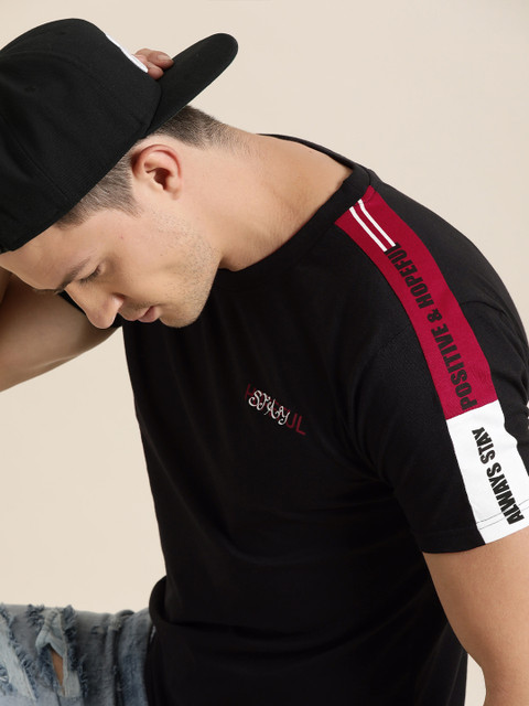 

Moda Rapido Men Black Printed Round Neck Pure Cotton T-shirt