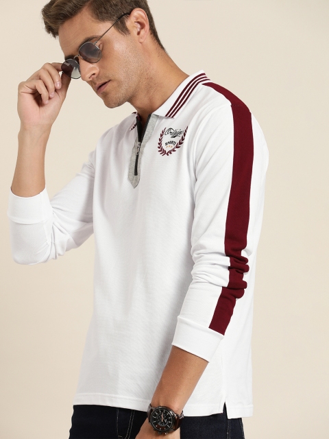 

Moda Rapido Men White Solid Polo Collar T-shirt with Side Stripes
