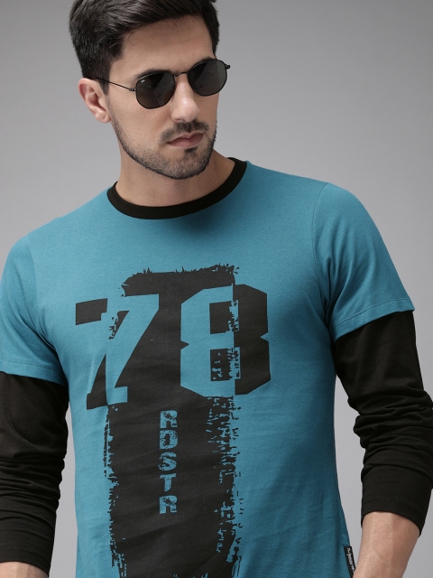 

Roadster Men Teal Blue & Black Graphic Print Pure Cotton Round Neck T-shirt
