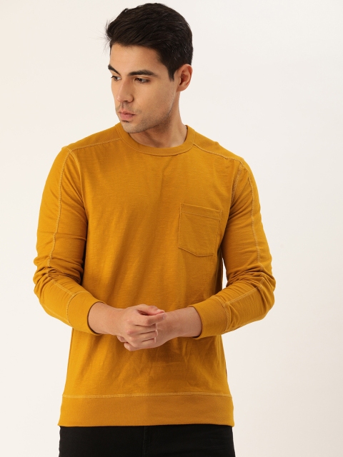 

GAP Men Mustard Orange Solid Round Neck T-shirt