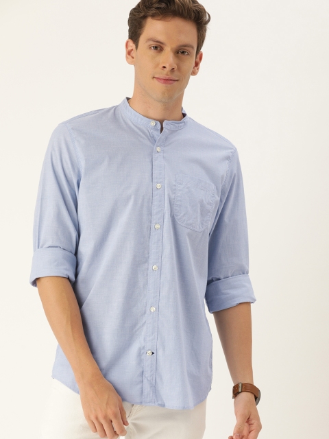 

GAP Men Blue Standard Standard Fit Solid Casual Shirt