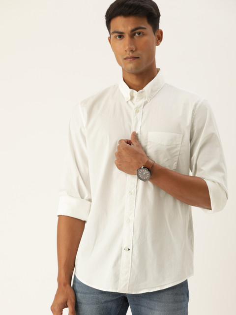 

GAP Men White Untucked Fit Solid Casual Shirt