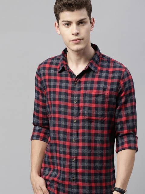 

WROGN Men Red & Black Slim Fit Checked Casual Shirt