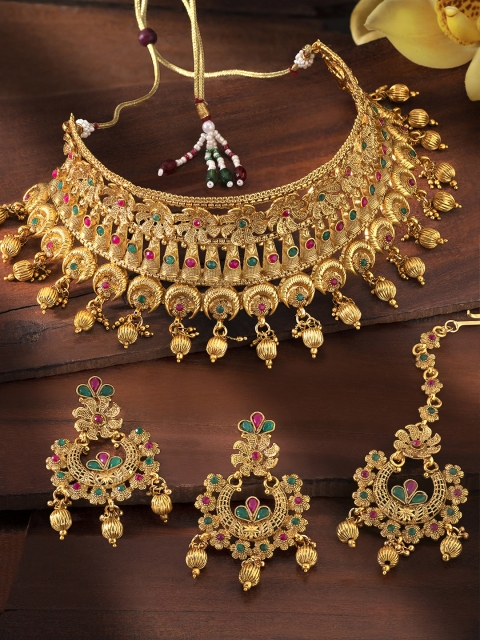 

Peora Gold Plated Stone Studded Jewellery Set