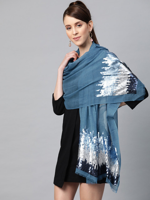 

SASSAFRAS Women Blue Solid Stole