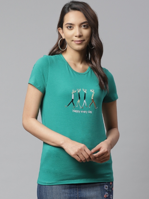 

VividArtsy Women Green Solid T-shirt with Embroidered Detail