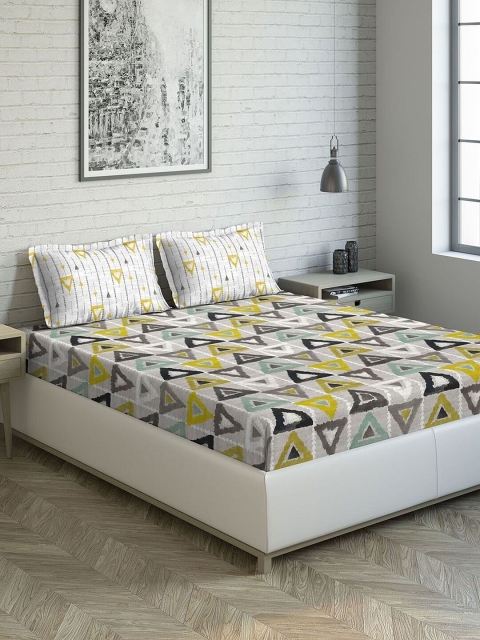 

DDecor Grey & Green Geometric 144 TC Cotton 1 King Bedsheet with 2 Pillow Covers
