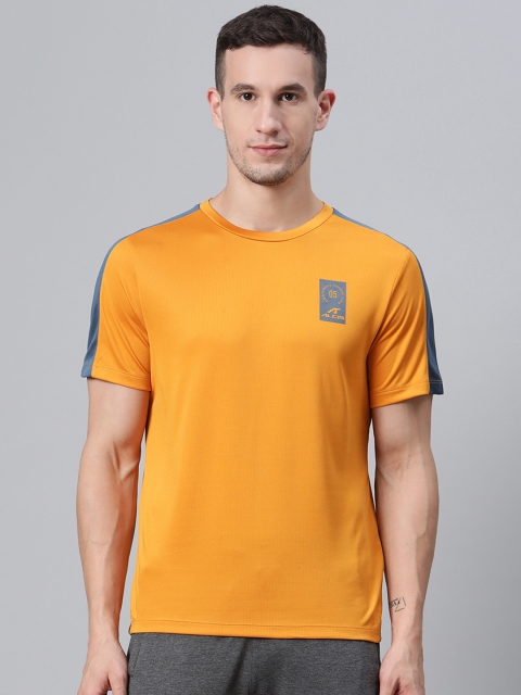 

Alcis Men Mustard Yellow Solid Round Neck Training T-shirt