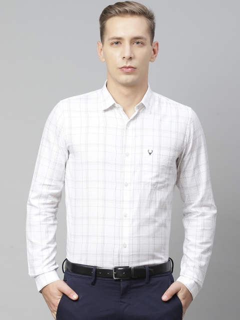 

Allen Solly Men White & Navy Blue Slim Fit Checked Smart Casual Shirt