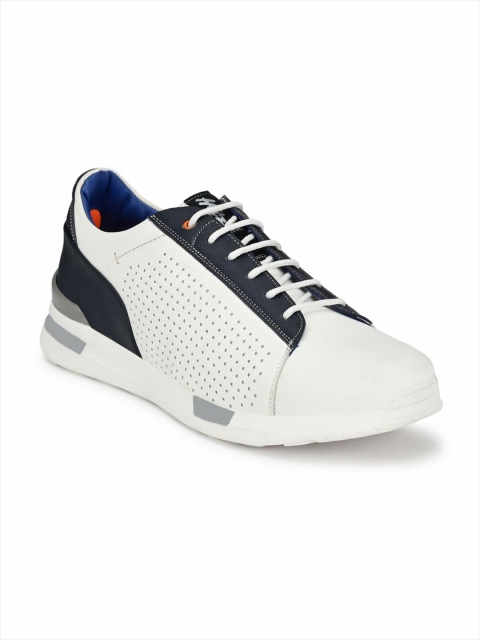 

Hitz Men White & Navy Blue Running Shoes