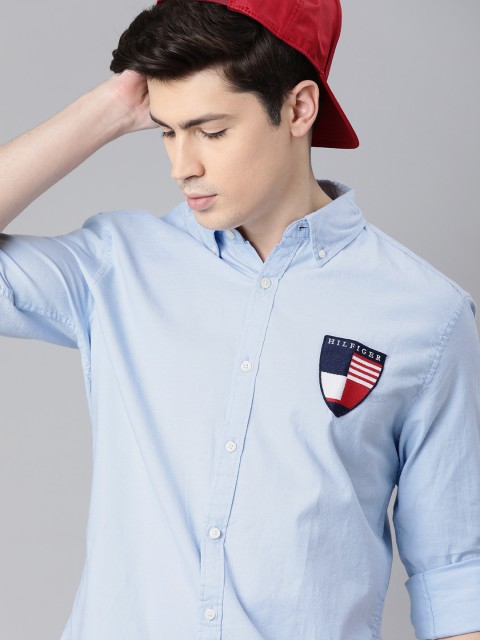 

Tommy Hilfiger Men Blue Slim Fit Solid Casual Shirt With Applique Detailed