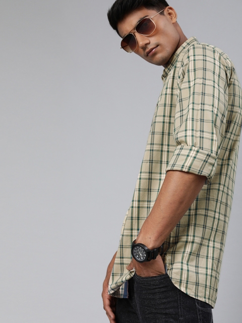 

Tommy Hilfiger Men Beige & Green Regular Fit Checked Casual Shirt