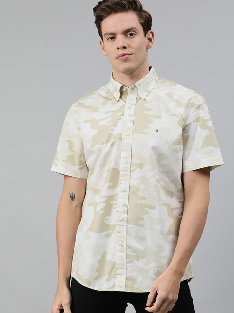 

Tommy Hilfiger Men White & Beige Custom Fit Camouflage Printed Casual Shirt