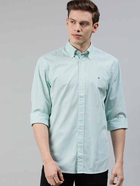 

Tommy Hilfiger Men Green & White Regular Fit Striped Casual Shirt