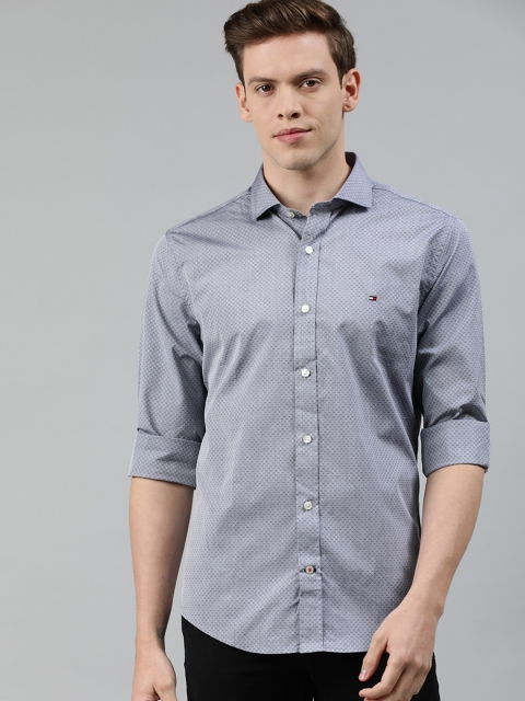 

Tommy Hilfiger Men Grey & White Regular Fit Self Design Casual Shirt