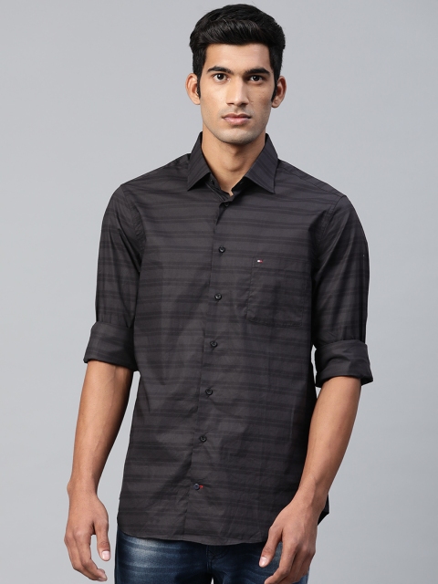 

Tommy Hilfiger Men Charcoal Grey Regular Fit Striped Casual Shirt