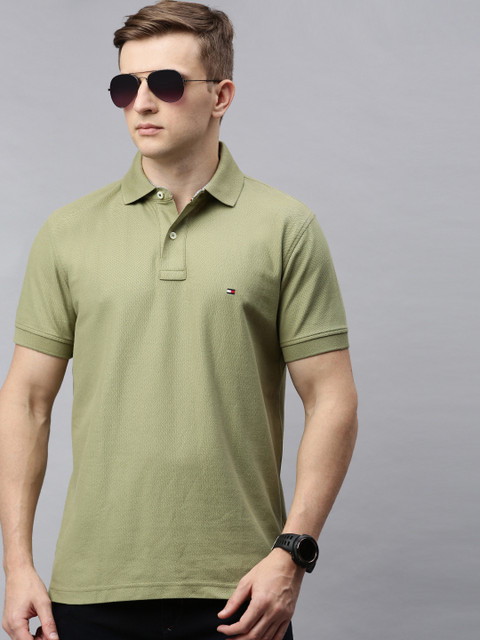 

Tommy Hilfiger Men Olive Green Solid Polo Collar T-shirt