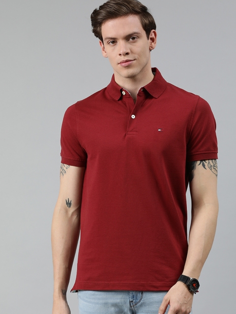 

Tommy Hilfiger Men Maroon Solid Polo Collar T-shirt